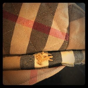 Burberry hat